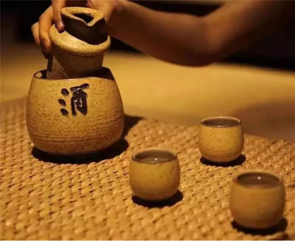 月下一杯酒，萬事盡浮休。65.jpg