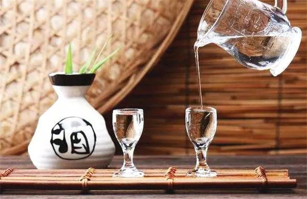中秋酒禮丨月已滿，杯莫空，佳節(jié)有酒萬事足！509.jpg